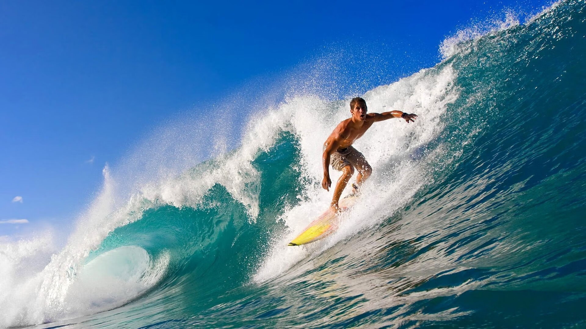 九游vip-大型冲浪骑行竞赛，海浪与速度的完美融合，冲浪比赛计分规则